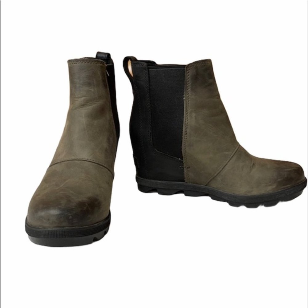 Sorel Joan of Artic Wedge Ankle Boots Size 5.5